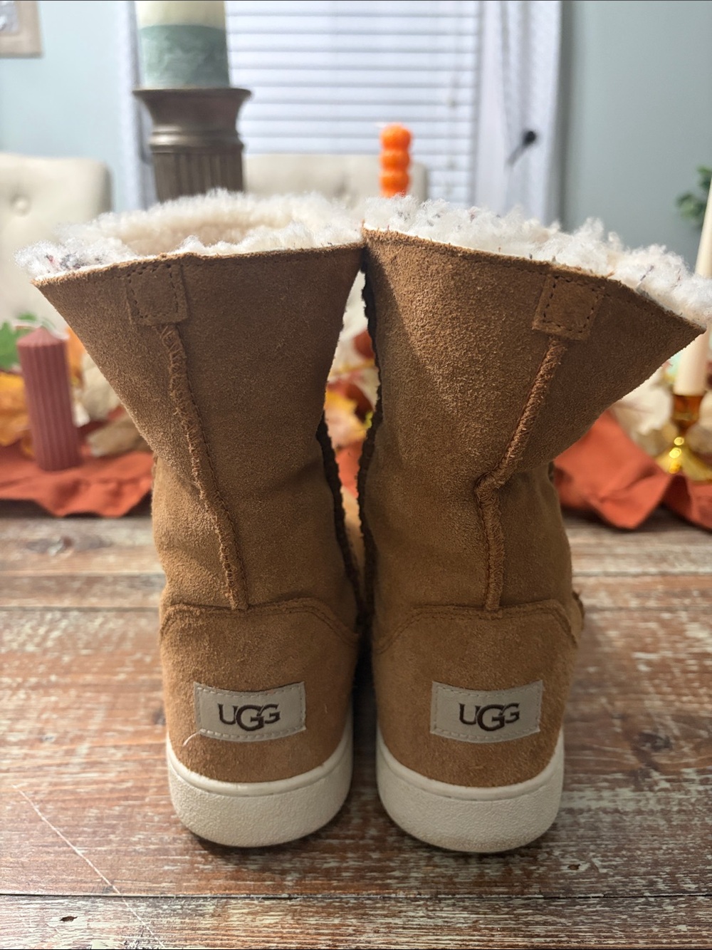 UGG Kids Suede Shearling Boots - Chestnut Brown